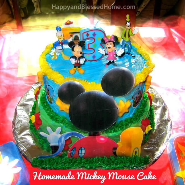 650 Sq Homemade Mickey Mouse Cake Close Up Bokeh