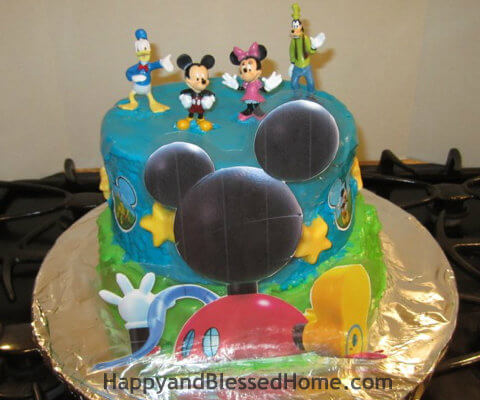 Mickey Mouse Birthday Party Mickey Mouse Cake with Decorating Tips First Layer HappyandBlessedHome.com