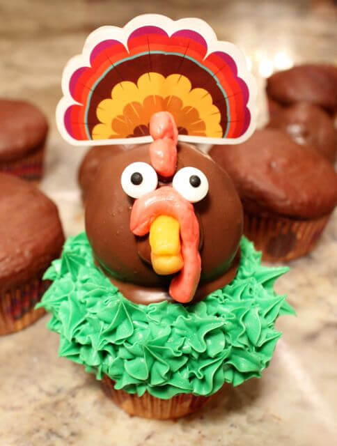 Cutest Thanksgiving Turkey Cupcake Ever - with OREO Cookie Balls Recipe and Step-By-Step Tutorial