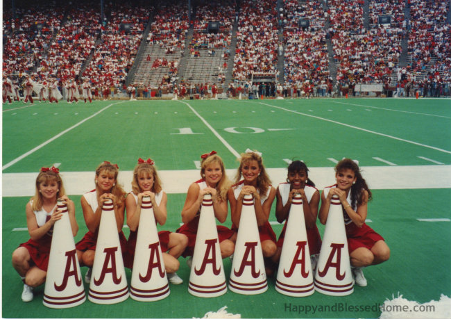 Alabama Cheerleaders with megaphones from HappyandBlessedHome
