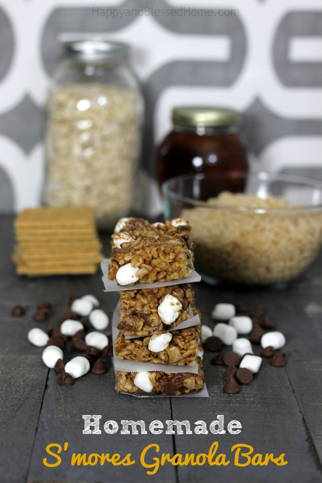 Homemade no bake Smores Granola Bars with Rice Krispies cereal - the perfect anytime snack recipe from HappyandBlessedHome.com