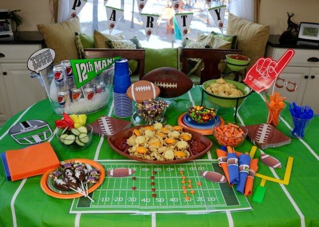 Big Game party tips with free printable planner and football party decorations and snack ideas with SNICKERS®, Skittles®, Pepsi, TOSTITOS chips and salsa