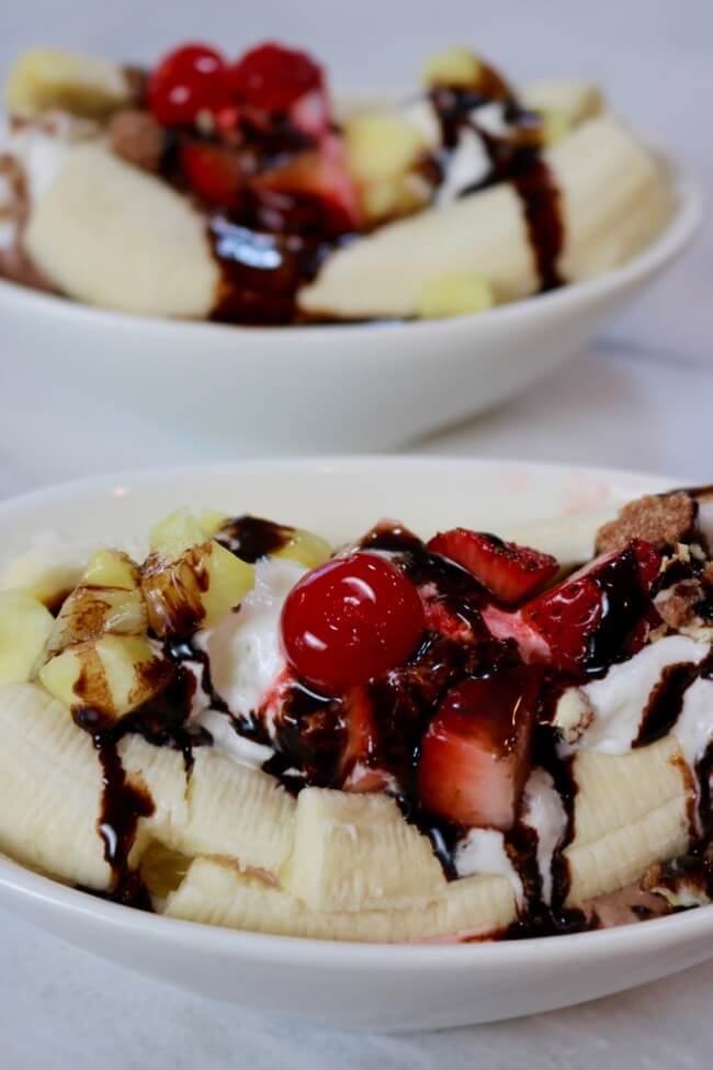 An easy recipe for an All American Banana Split - includes video tutorial