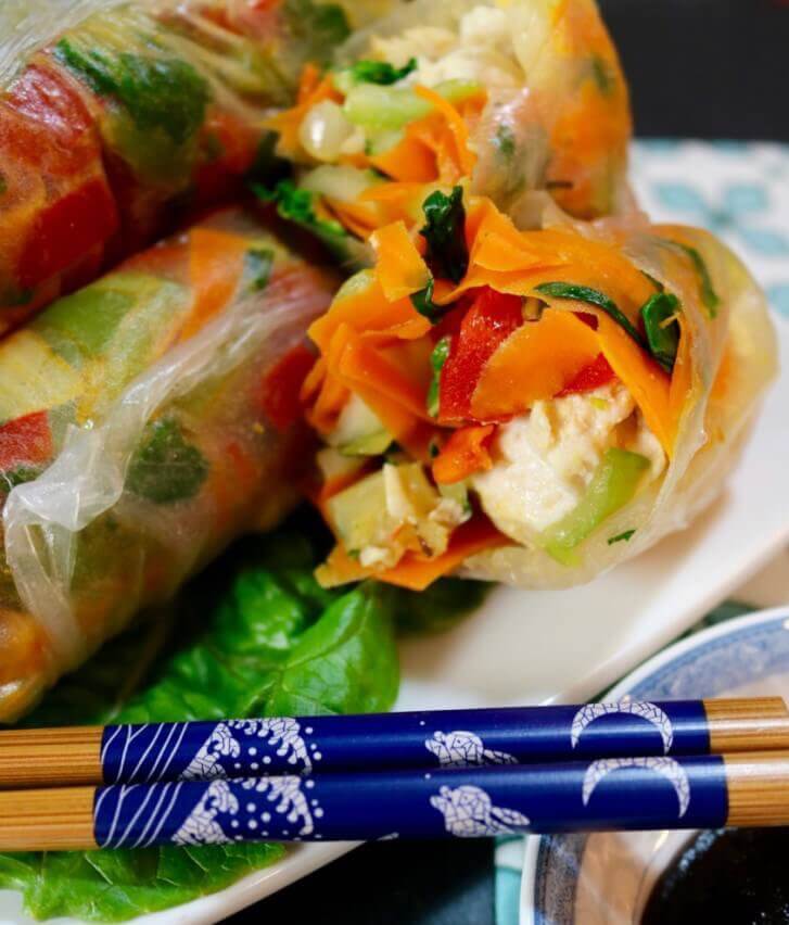 Vietnamese Spring Rolls with Chicken and Vegetables