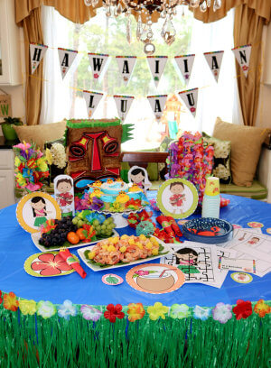 FREE 50 Page Party Pack for a Hawaiian Luau with decorations and party food