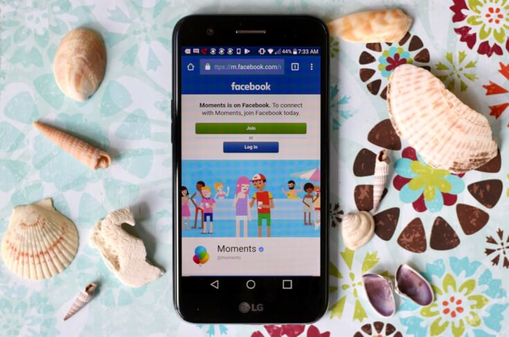5 FREE Apps for Private Photo Sharing including Facebook Moments app on a WFM LG Grace LTE