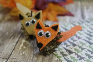 Pinecone-Critters-Fall-Arts-And-Crafts-For-Kids-Fox