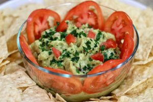 Like a dessert flower - Traditional Mexican Guacamole with Piquin Hot Sauce