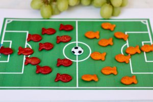 Use Goldfish Crackers to explain to kids how to play Soccer